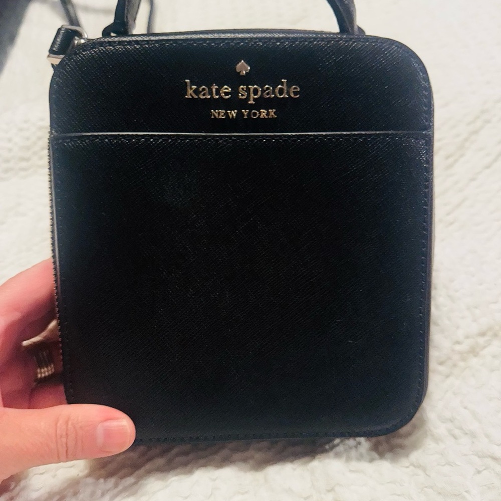 Kate Spade Leather Daisy Vanity Crossbody WKR000312 - Picture 9 of 12